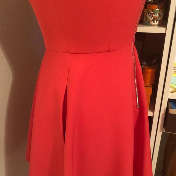 Vince Camuto Fit and Flare Short Dress w/ Pockets - Picture 7 of 8